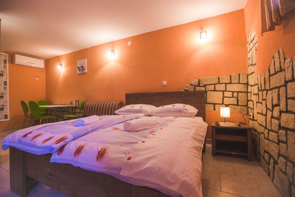 Sanic Apartments 518 Лопар Екстер'єр фото