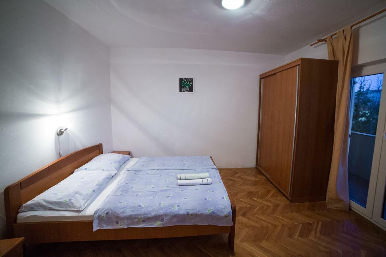 Sanic Apartments 518 Лопар Екстер'єр фото