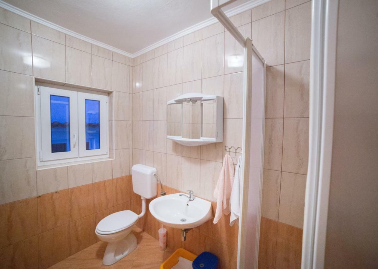 Sanic Apartments 518 Лопар Екстер'єр фото
